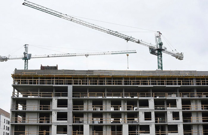 Znany deweloper twierdzi, iż nie chce pieniędzy od państwa. A co robi naprawdę? Setki milionów dla Arche Władysława Grochowskiego