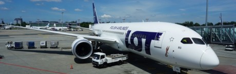 Kołodziejski w "Sieci": Turbulencje w LOT