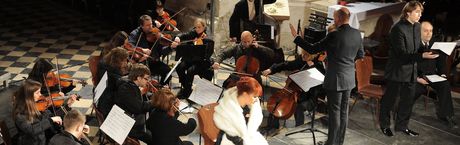 Kraków słucha kolęd i zbiera fundusze na pomoc szpitalowi w Prokocimiu 