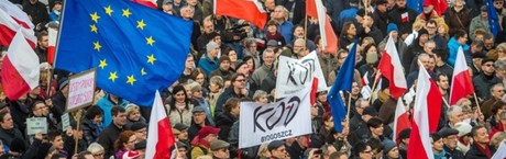 Nie chodzi o Konstytucję i Trybunał. Chodzi o pucz!