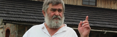 Rewiński: „Ten cyrk wymyśliła banda złodziei”