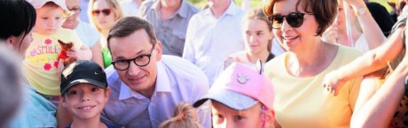 Rodzina 800+. Busy informacyjne i pikniki w każdym województwie