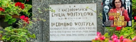 ,,Sieci”: Dwa groby matki papieża