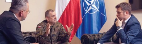 „Sieci”: Gramy w drużynie Polska 