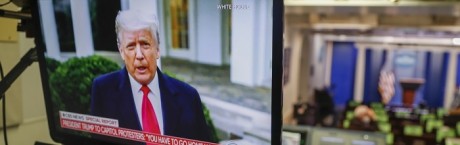 „Sieci”: Ocalić Amerykę