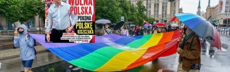 "Sieci”: Polityczna strategia LGBT+