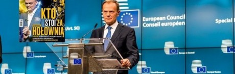 "Sieci": Tusk przebrał się za męża stanu