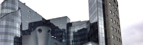 Strach rządzi na Woronicza