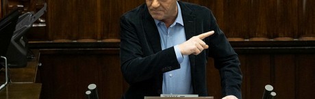 Tusk nie ma we krwi obrony kobiet. „Gnojek”, który „spieprzył jej całe życie”