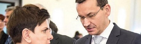 "wSieci": Rządowy pakiet obowiązkowy