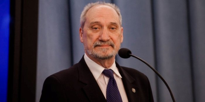 Macierewicz: Kopacz wstydzi się Laska Macierewicz: Kopacz wstydzi się Laska