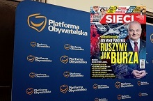 „Sieci”: Bunt dziadersów