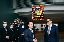 "Sieci": Jak Morawiecki pokonał Tuska