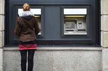 Zasady bezpiecznego korzystania z konta, bankomatów i bankowości internetowej